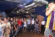 Празднование двухлетия R&B вечеринок в Ballantine's Bar