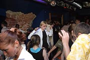 Празднование двухлетия R&B вечеринок в Ballantine's Bar