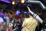 Празднование двухлетия R&B вечеринок в Ballantine's Bar