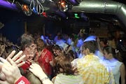 Празднование двухлетия R&B вечеринок в Ballantine's Bar