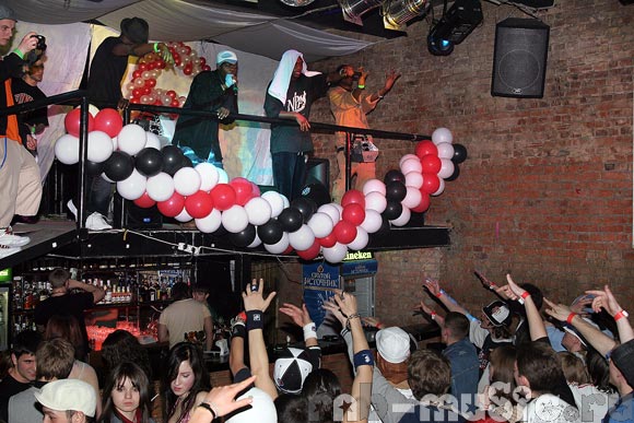 Funky Street 6th Anniversary @ Black & White Club