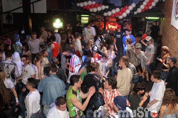 Funky Street 6th Anniversary @ Black & White Club