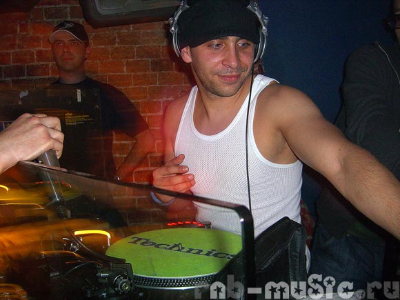   DJ York @ Ballantine's Bar